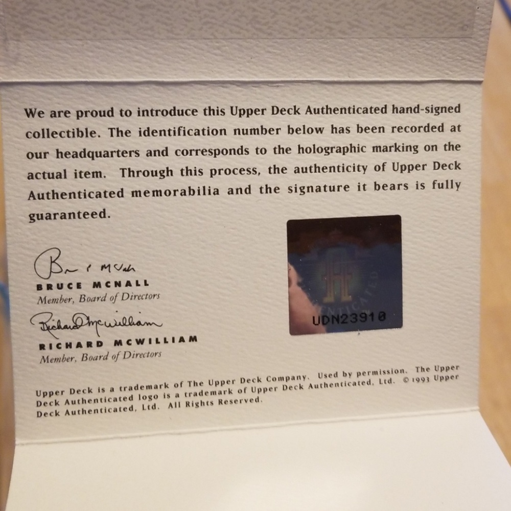 Dan Marino Large Autographed  Authentic 1993 - Picture 2 of 5